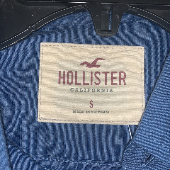 Hollister button down shirt - Picture 3 of 4